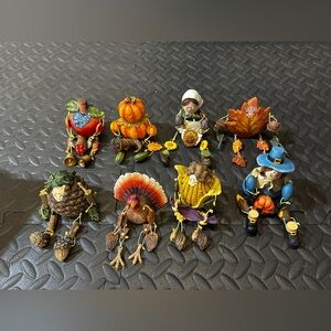 Vintage Harvest shelf sitters